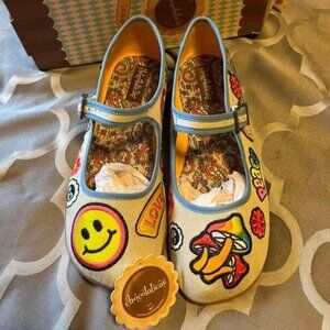 Hot chocolate shoes Hippies Size 9